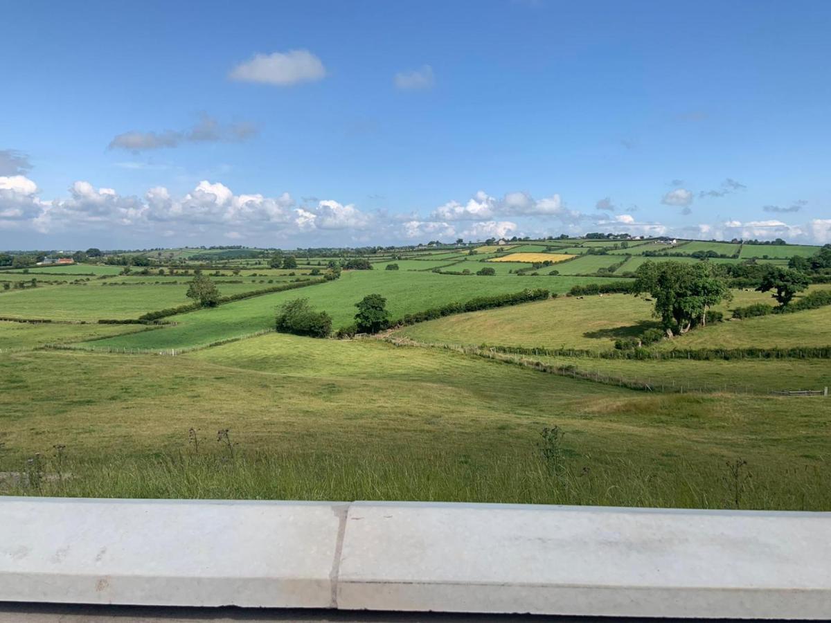 Gracey'S Hillside Lodge Ballyward 외부 사진